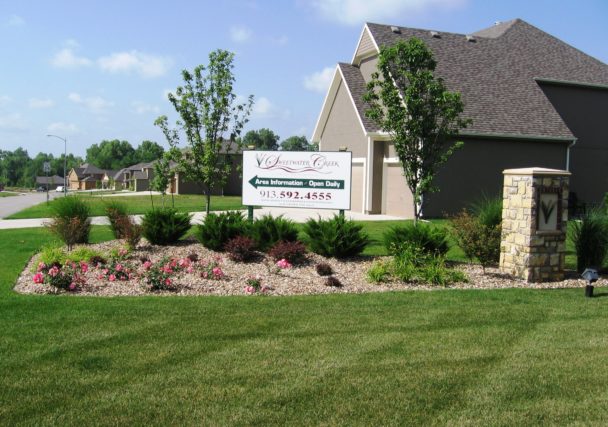 Sweetwater Creek New Homes in Spring Hill, KS Monument